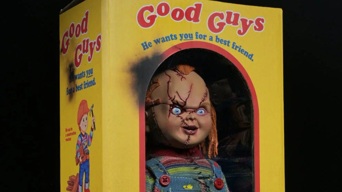 NECA-Chucky-10-Inch-Figure-003