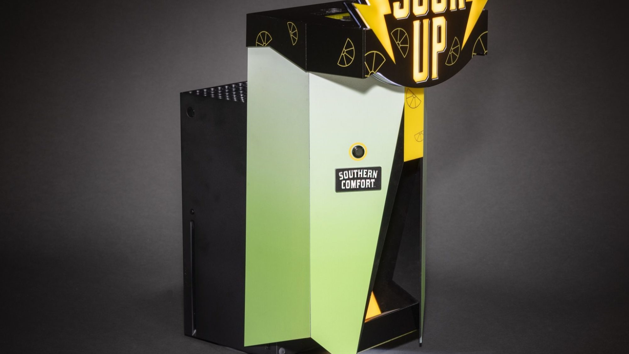 Southern Comfort Reveals SoConsole Attachment For Xbox