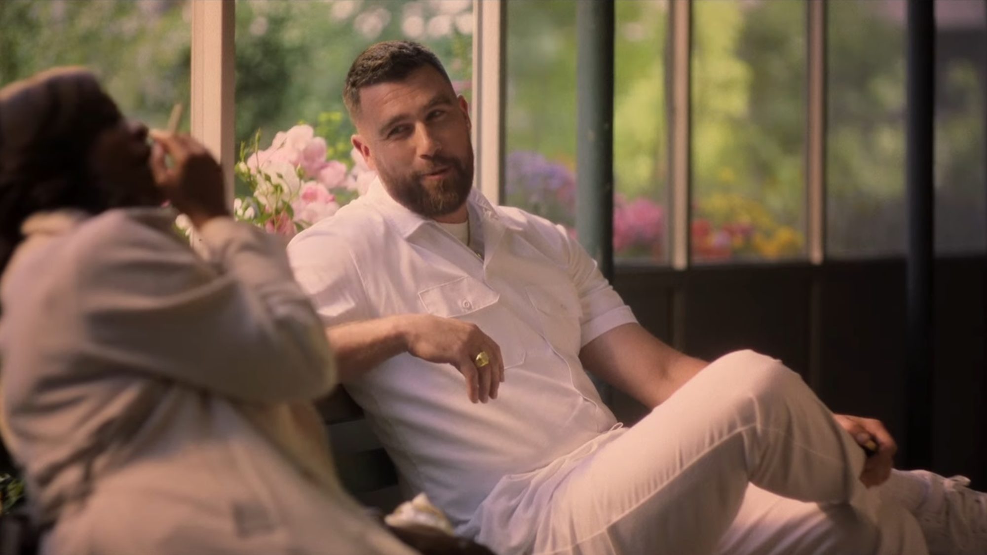 Grotesquerie: So Who Is Eddie Lachlan? Travis Kelce's Debut Scene