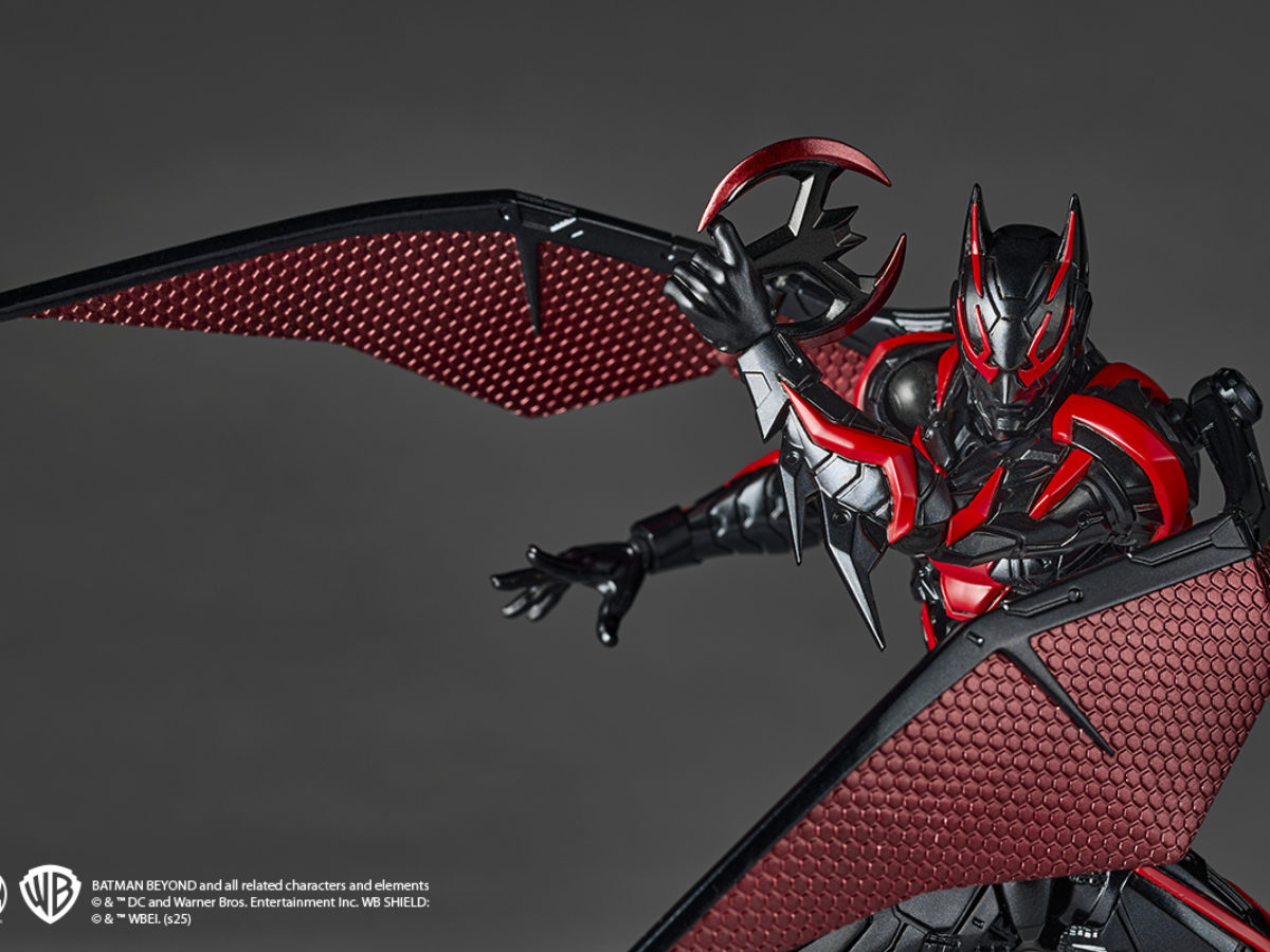 New Batman Beyond Amazing Yamaguchi Revoltech Figure Revealed
