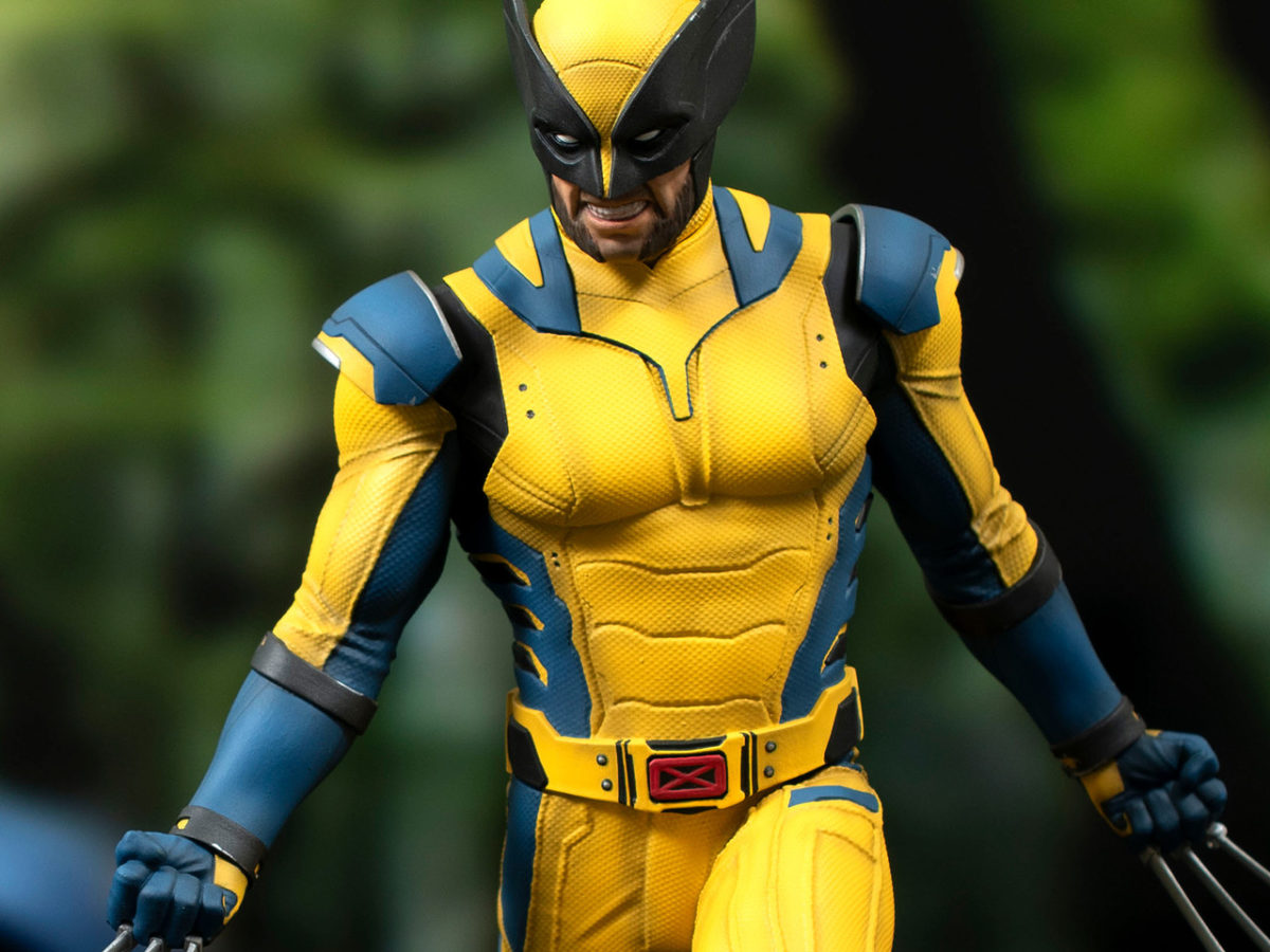 Wolverine Marvel Icons – Diamond Select – Version Jaune – Avec Boîte – Occasion