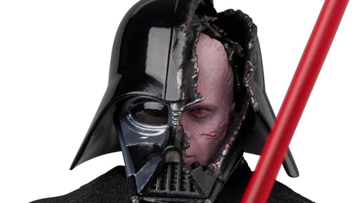 Darth Vader Rises with New Star Wars: Obi-Wan Kenobi MAFEX Figure