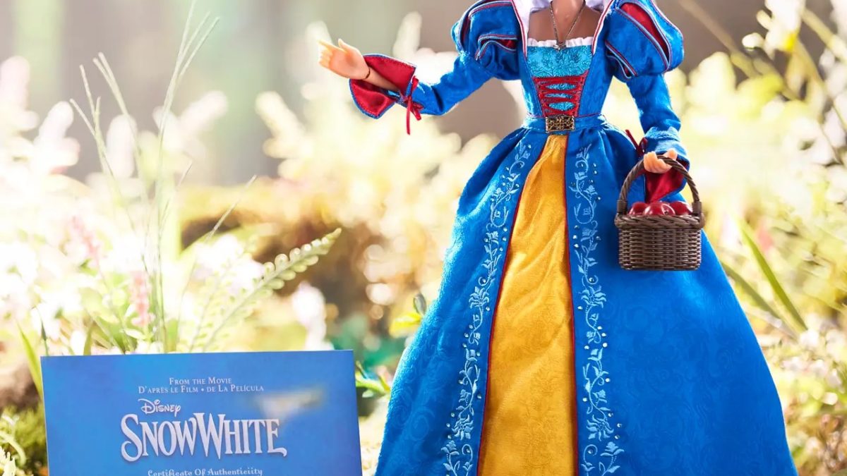 白雪姫 スノーホワイト 2025 ホリデースペシャルエディションドール