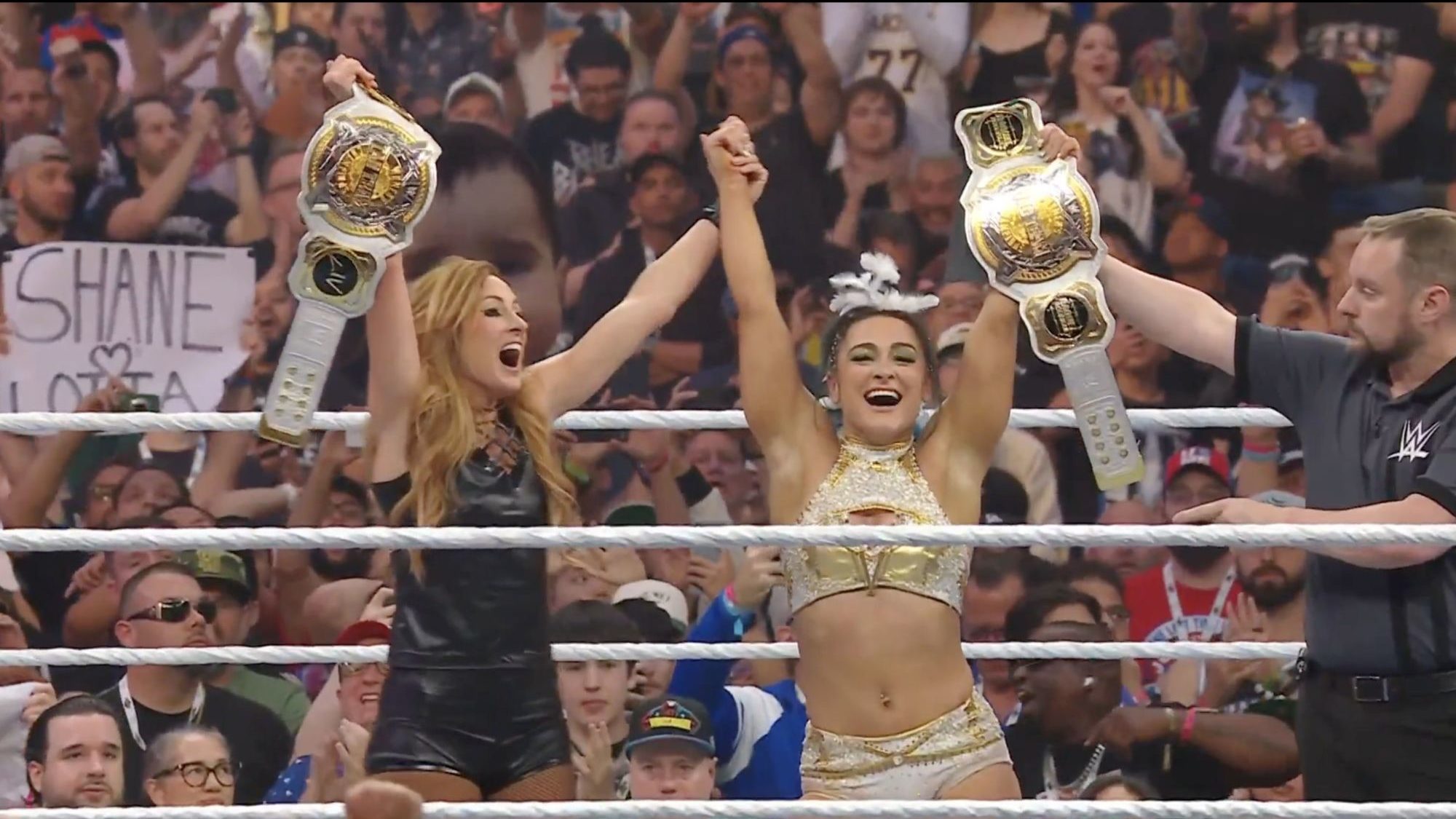Becky Lynch Makes MIRACULOUS Easter Sunday Return at