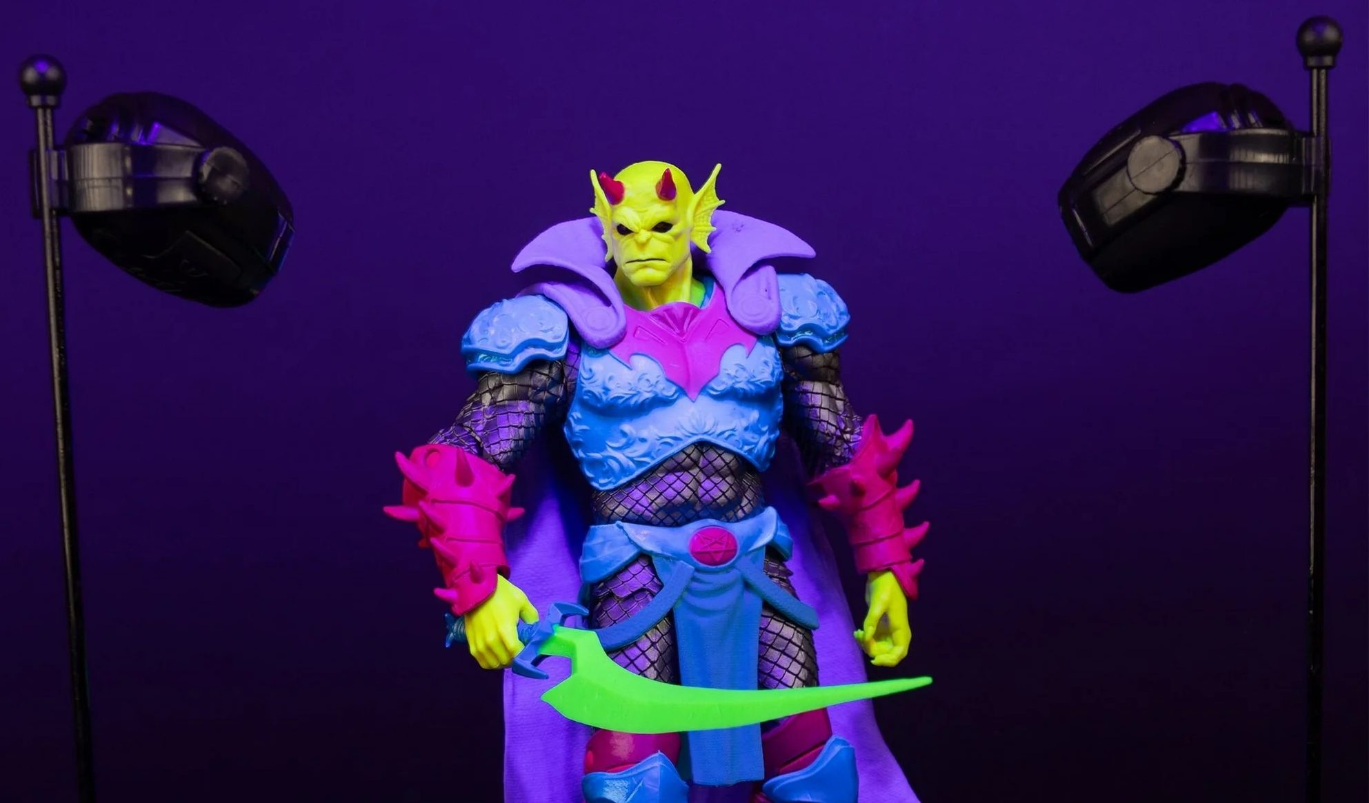 DC Comics Etrigan The Demon Gets New Black Light Edition Gold Label 