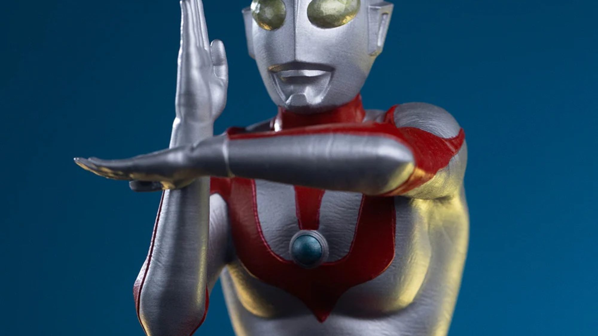 Save the Day with Iron Studios New 1/10 Art Scale Ultraman Statue 