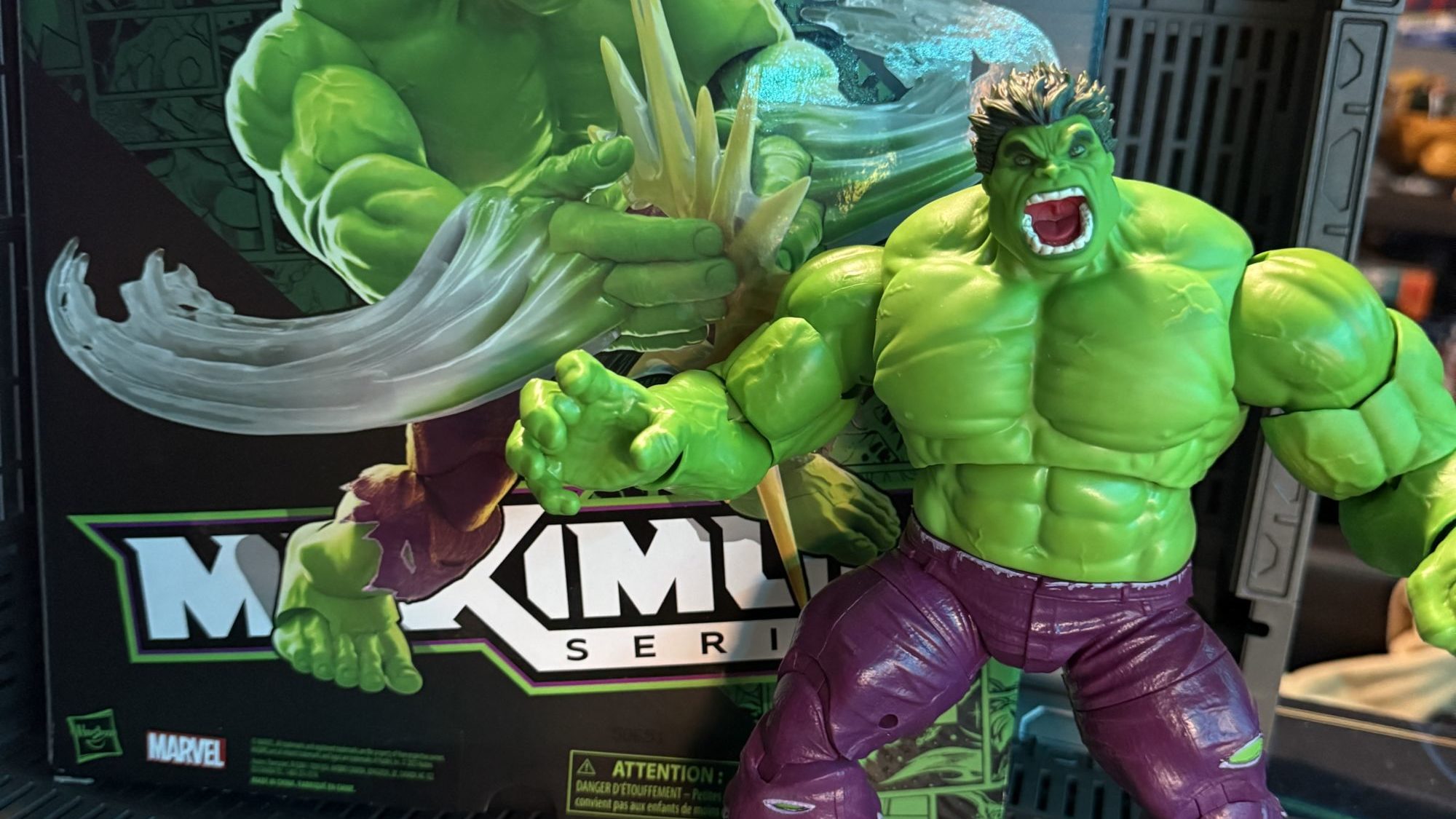 MARVEL LEGENDS THE INCREDIBLE HULK | Guida Book Store