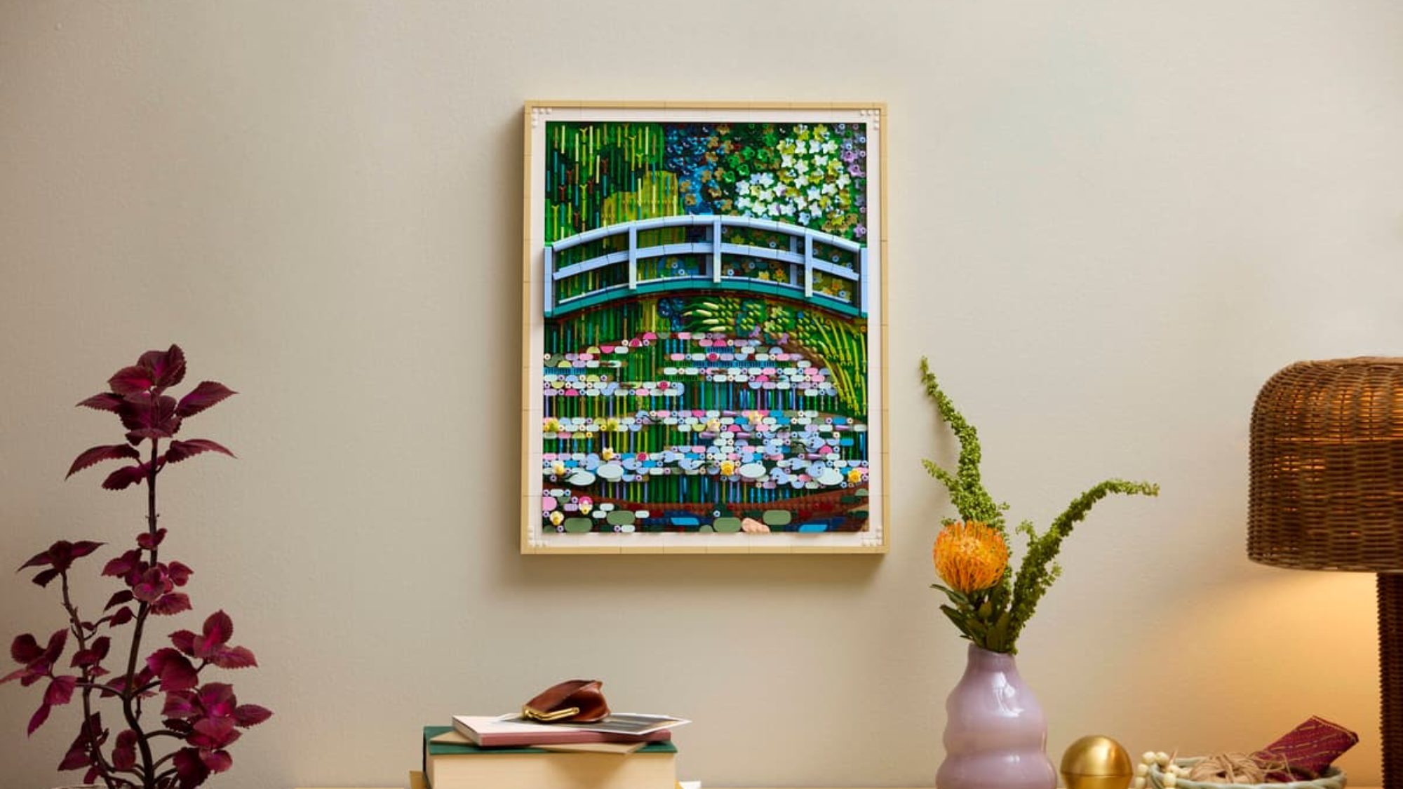 LEGO Art Claude Monet: Bridge over a Pond of Water Lilies Set Revealed