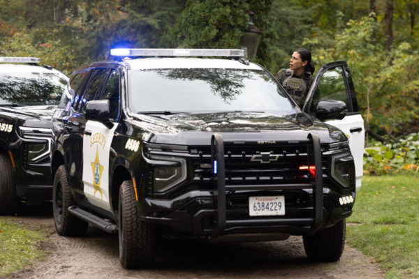 Sheriff Country S01E14: "Show of Force" Preview; Season Finale Look