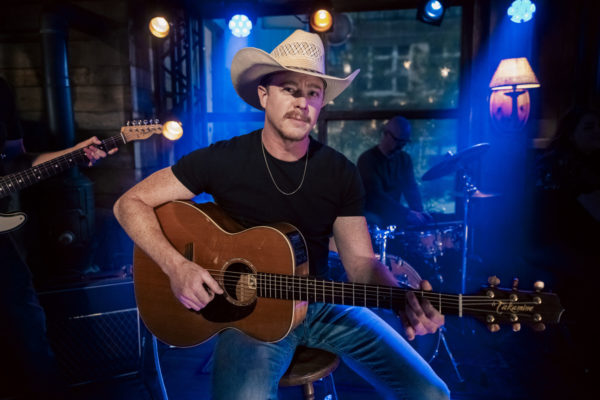 Marshals S01E07 "Family Business" Preview: A Federal Judge Under Fire