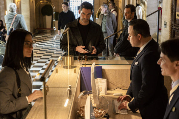 CIA S01E07 Elimination Game&nbsp;Preview: Peregrym, De La Garza Guest Star