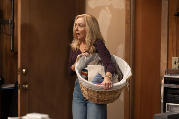 Georgie & Mandy's First Marriage: Our S02E16, Season 2 Finale Previews