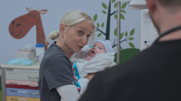 The Pitt Season 2 Finale Preview: S02E15 "9:00 P.M." Images Released