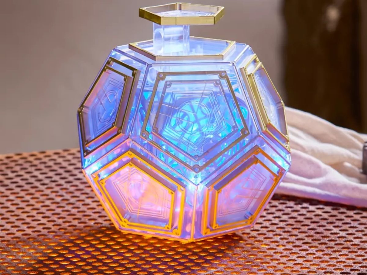 Great Holocron Artifact Debuts At Disney's Star Wars: Galaxy's Edge