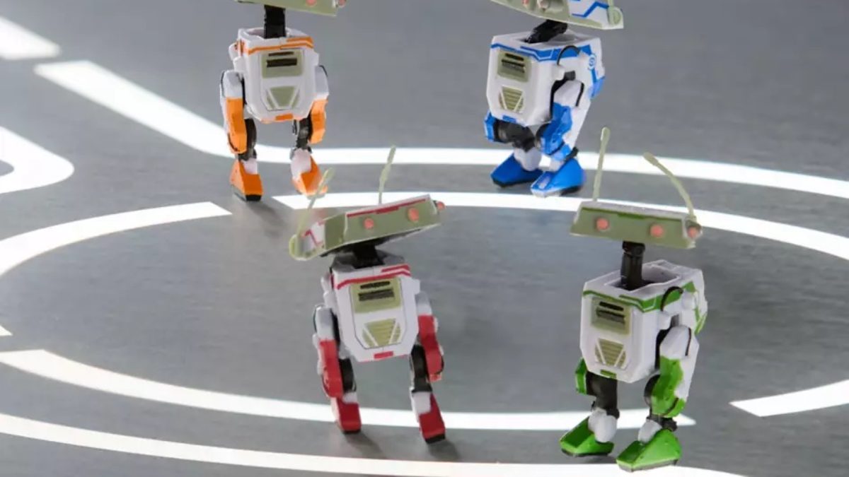 Disney Parks Debuts New Star Wars BDX Droid Factory Figure Set