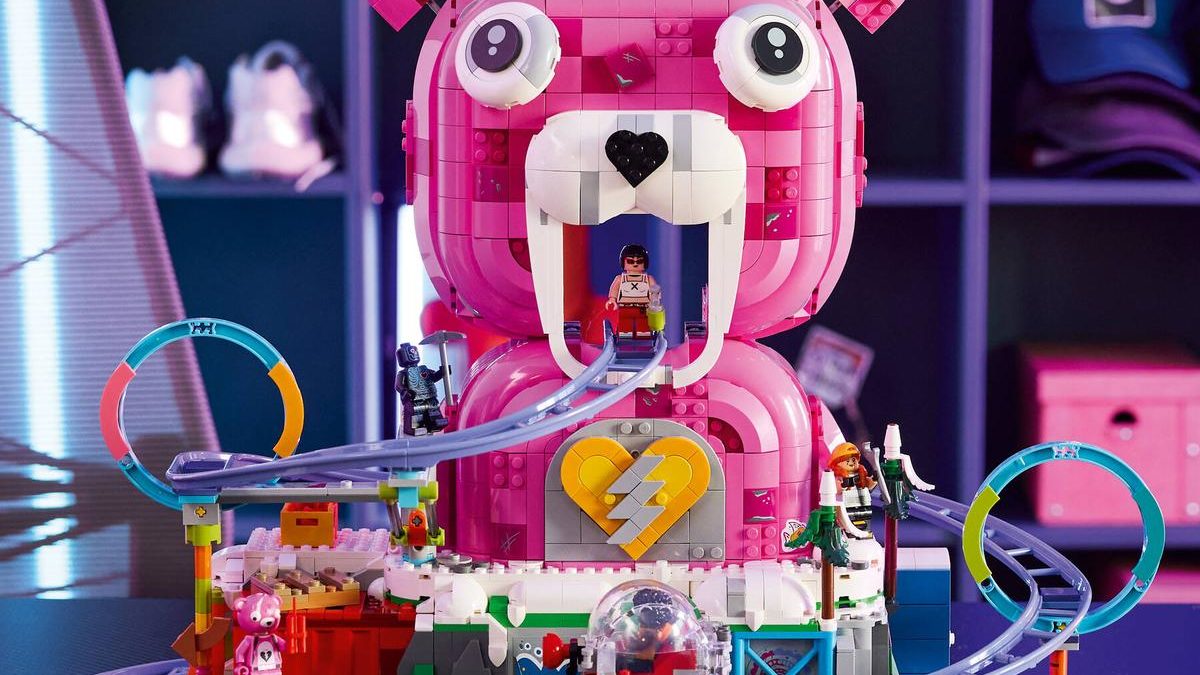 bleedingcool.com - Tyler Roberts - Take the Battle to the Rave Cave with LEGO's Latest Fortnite Set