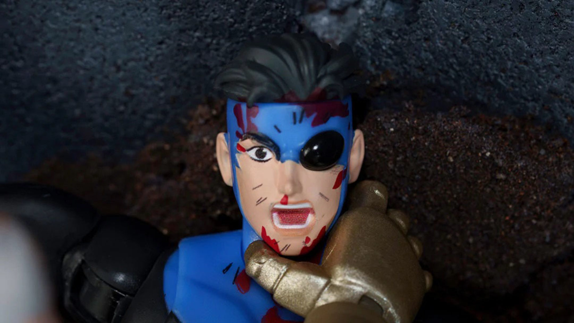 Jada Toys Unveils SDCC Exclusive Battle-Damaged Invincible Figure